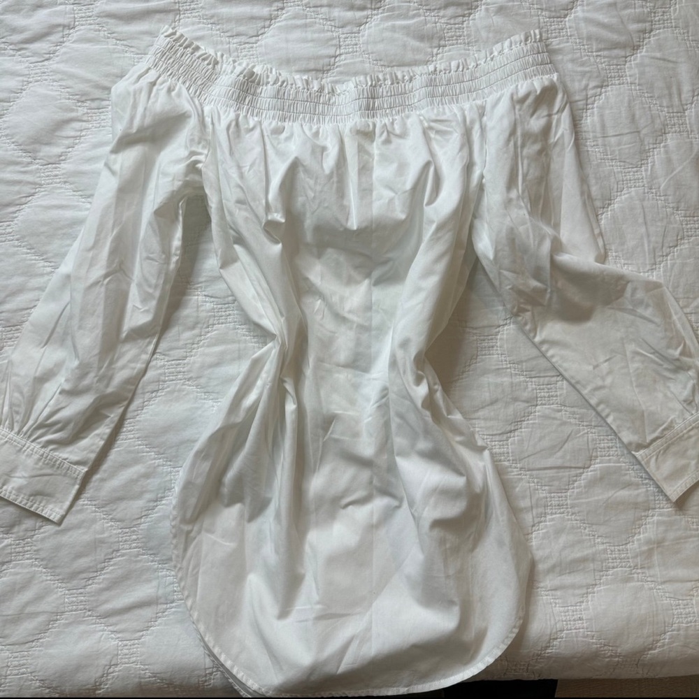 White dress shirt